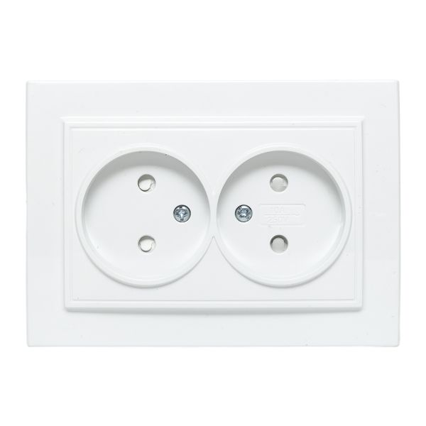 Минск Розетка 2-местная СП без заземления 10А белая с защ. штор. EKF Basic