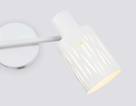Настенно-потолочный спот Ambrella light TRADITIONAL TR8664